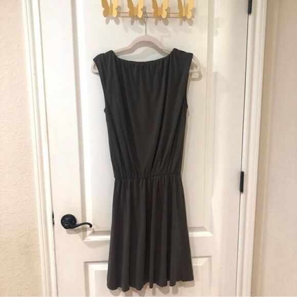 Garnet Hill Dress - Picture 3 of 5